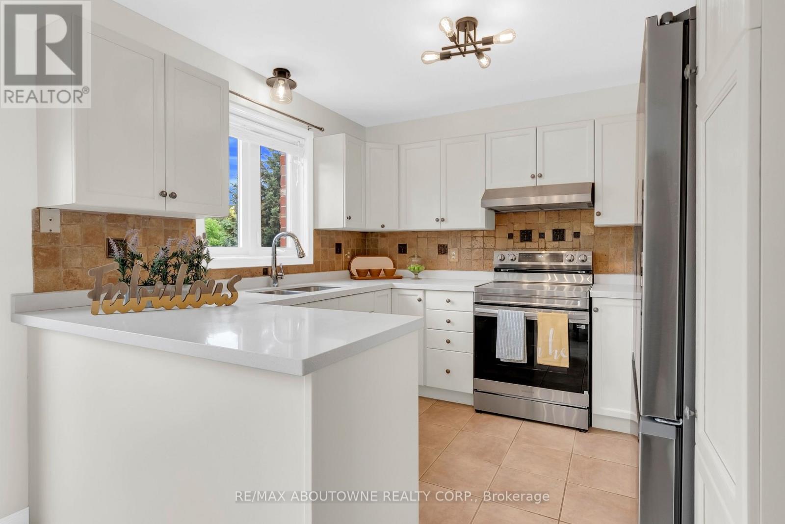 32 Jenson Boulevard, Guelph, Ontario  N1L 1L1 - Photo 15 - X13666098