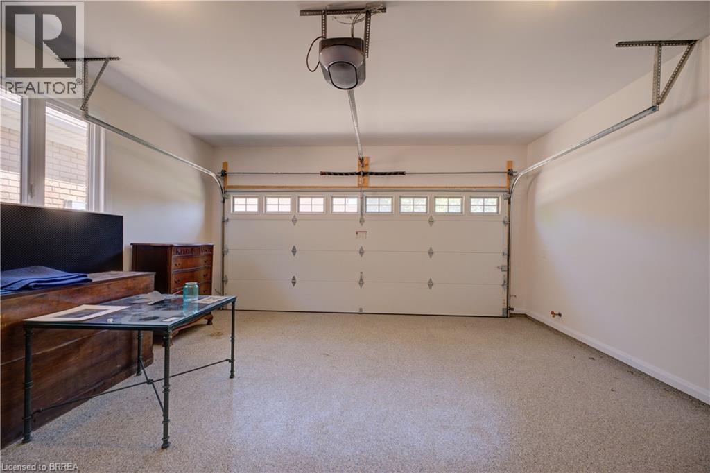 152 Dufferin Avenue Unit# 10, Brantford, Ontario  N3T 4R3 - Photo 37 - 40832320