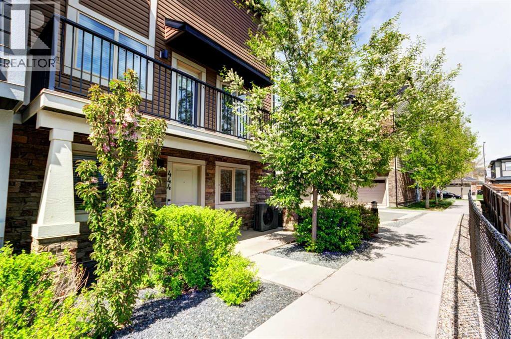 444 Legacy Point SE, Calgary, Alberta