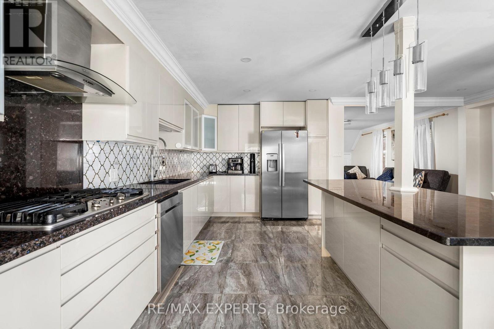 173 Rosanna Crescent, Vaughan, Ontario L6A 2T4 - Photo 18 - N13666342