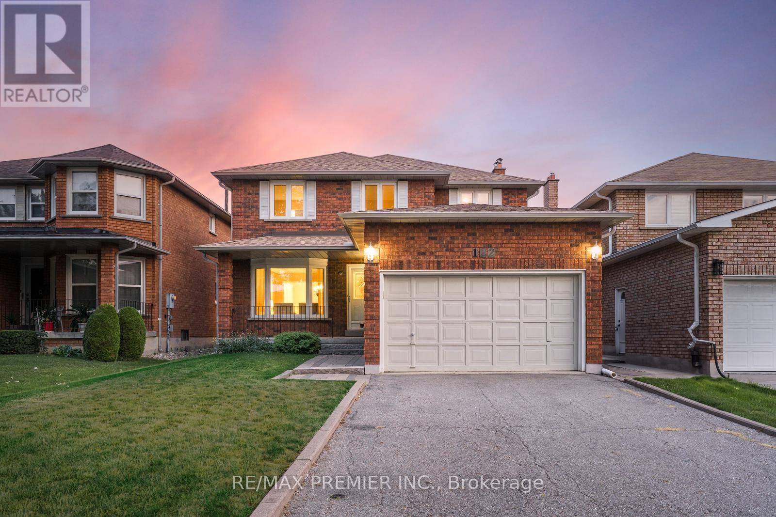 122 Spring Town Road, Vaughan, Ontario L4L 8E6 - Photo 1 - N13666356