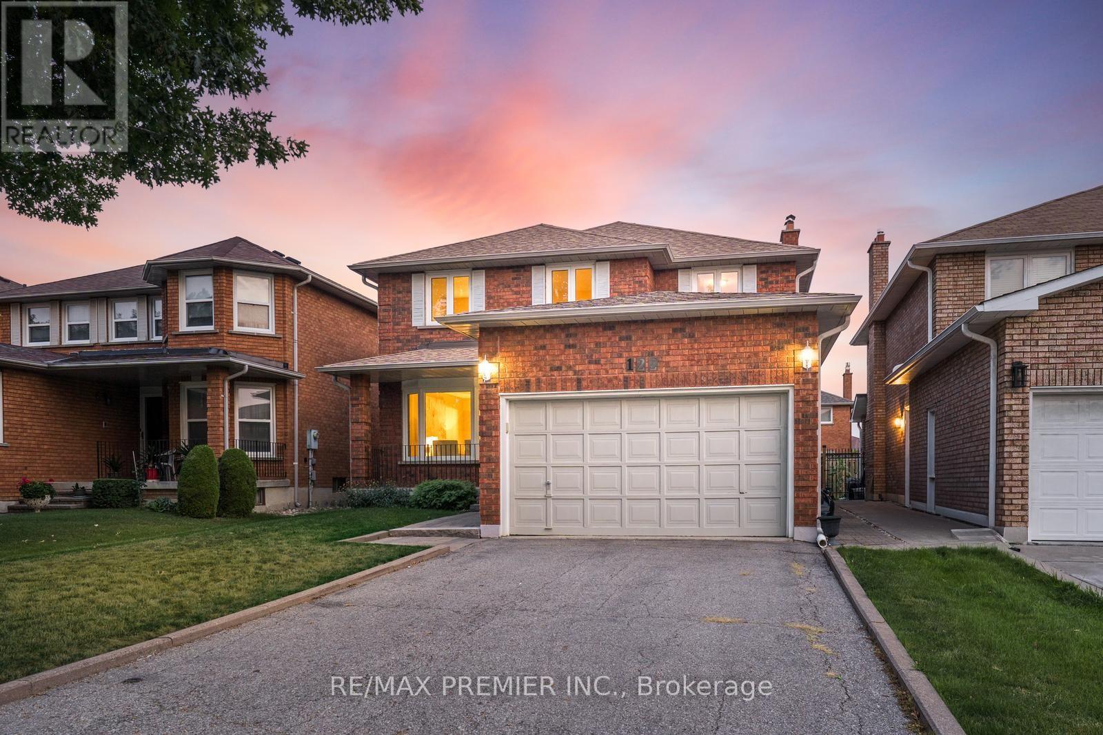 122 Spring Town Road, Vaughan, Ontario L4L 8E6 - Photo 2 - N13666356