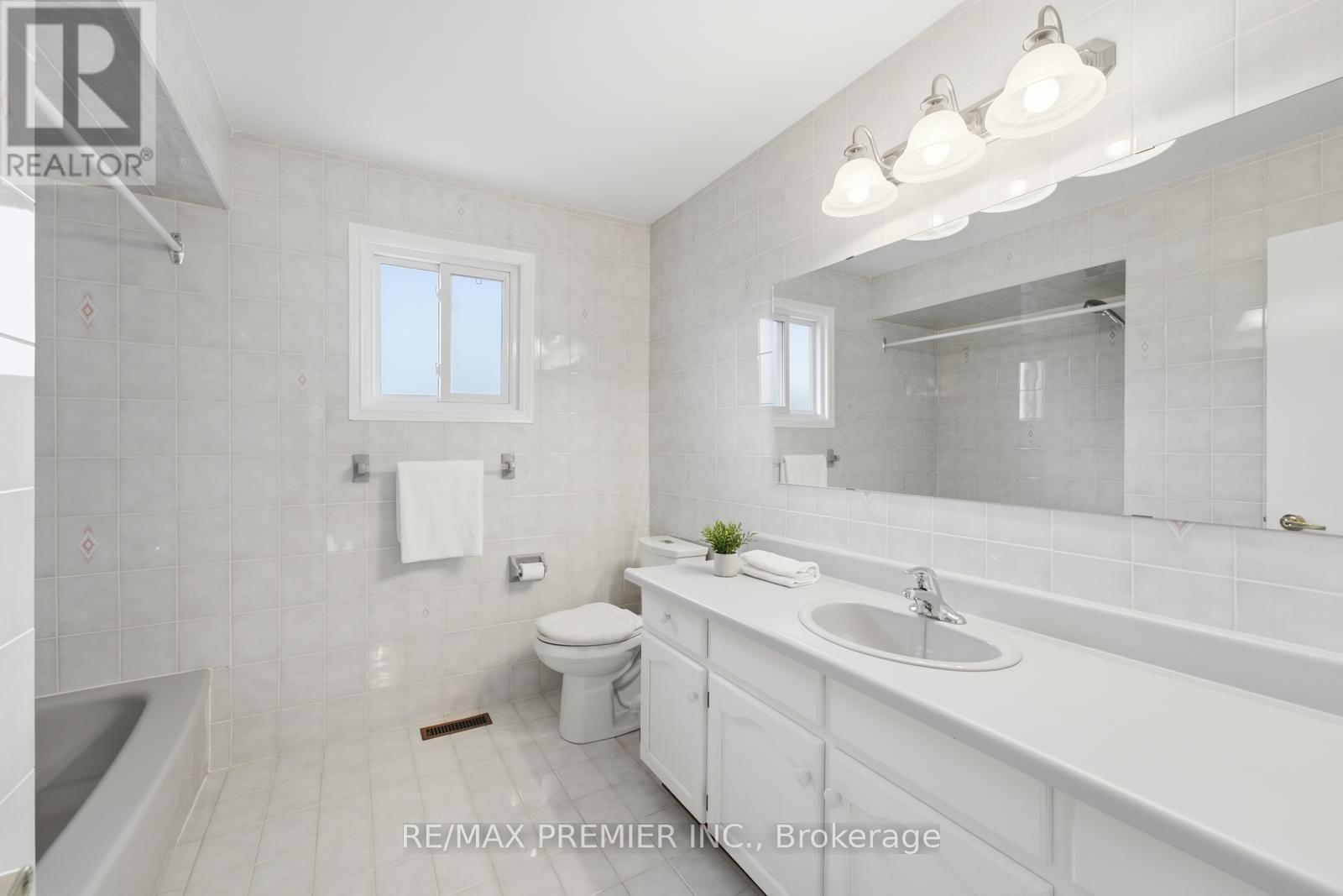 122 Spring Town Road, Vaughan, Ontario L4L 8E6 - Photo 39 - N13666356