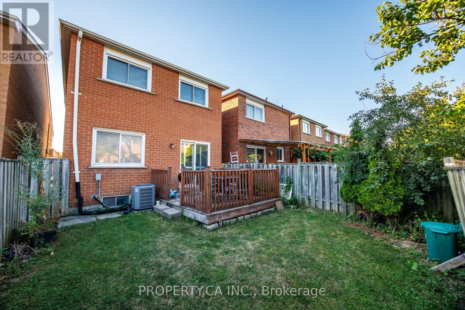 45 New Seabury Drive, Vaughan, Ontario L4K 2B7 - Photo 2 - N13666602