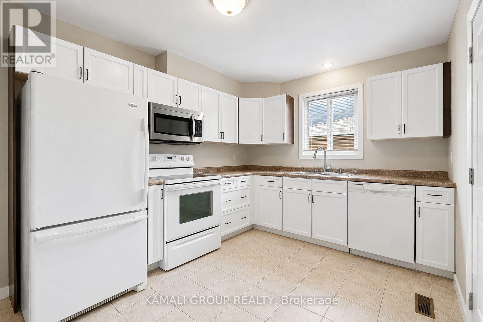Main - 50 Mcconkey Place, Barrie, Ontario L4N 6H3 - Photo 5 - S13666260
