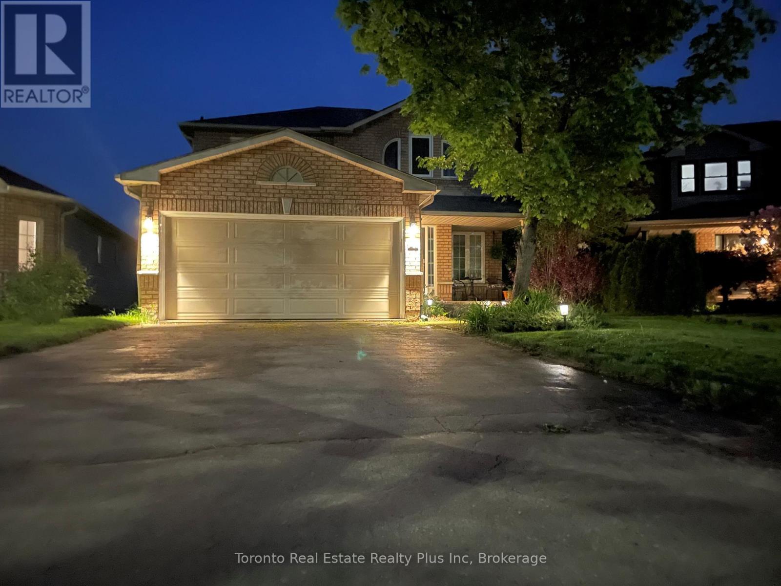 21 Nicholson Drive, Barrie, Ontario L4N 8L7 - Photo 1 - S13666484