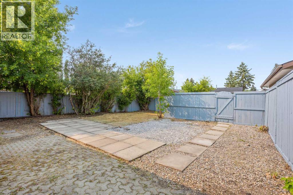 875 Pinecliff Drive Ne, Calgary, Alberta  T1Y 3Y3 - Photo 38 - A2335715