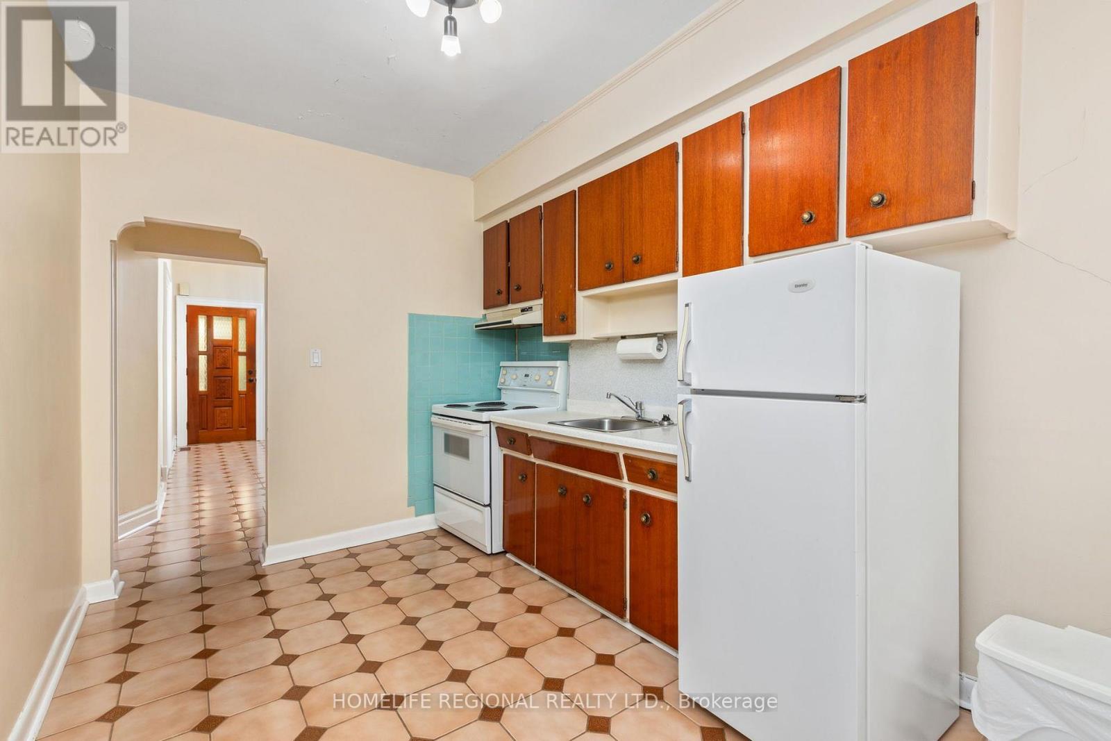 355 Delaware Avenue, Toronto, Ontario  M6H 2T7 - Photo 11 - W13666338