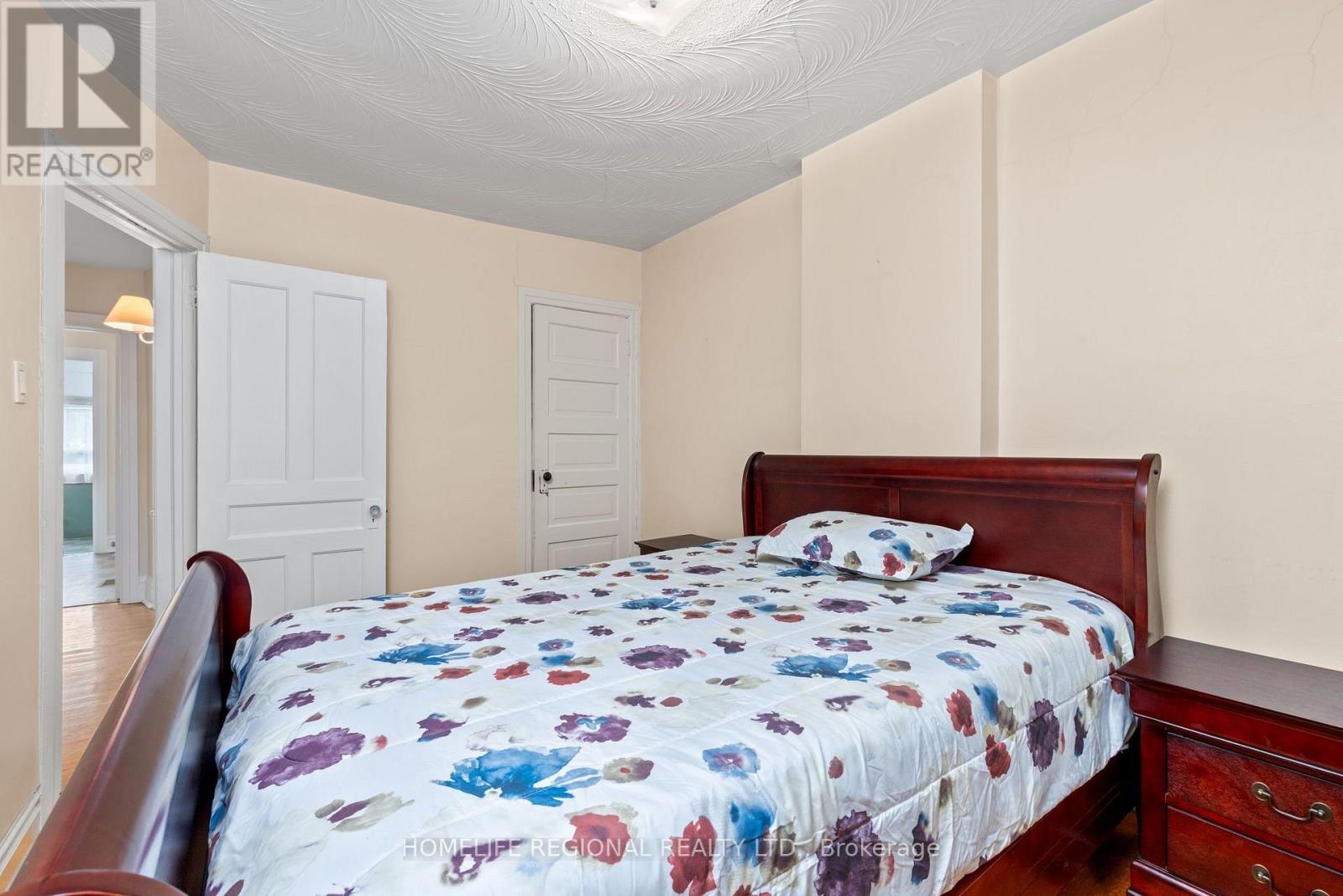 355 Delaware Avenue, Toronto, Ontario  M6H 2T7 - Photo 16 - W13666338