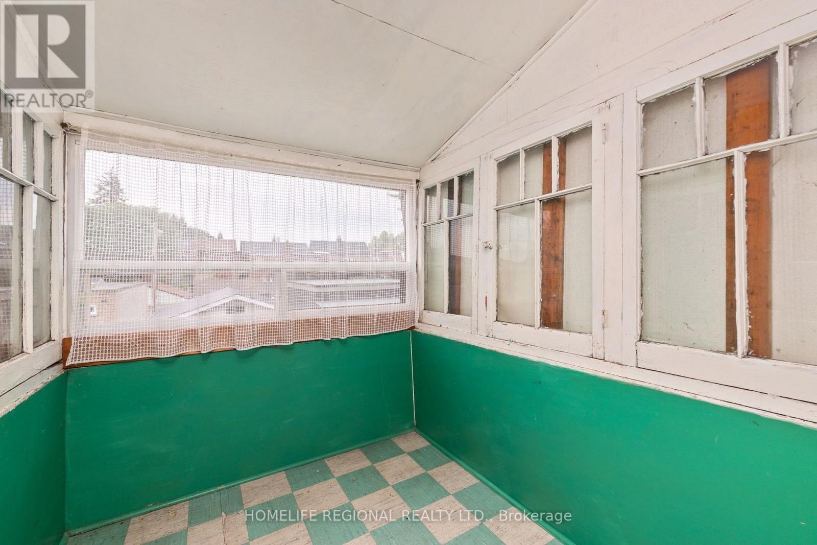 355 Delaware Avenue, Toronto, Ontario  M6H 2T7 - Photo 22 - W13666338