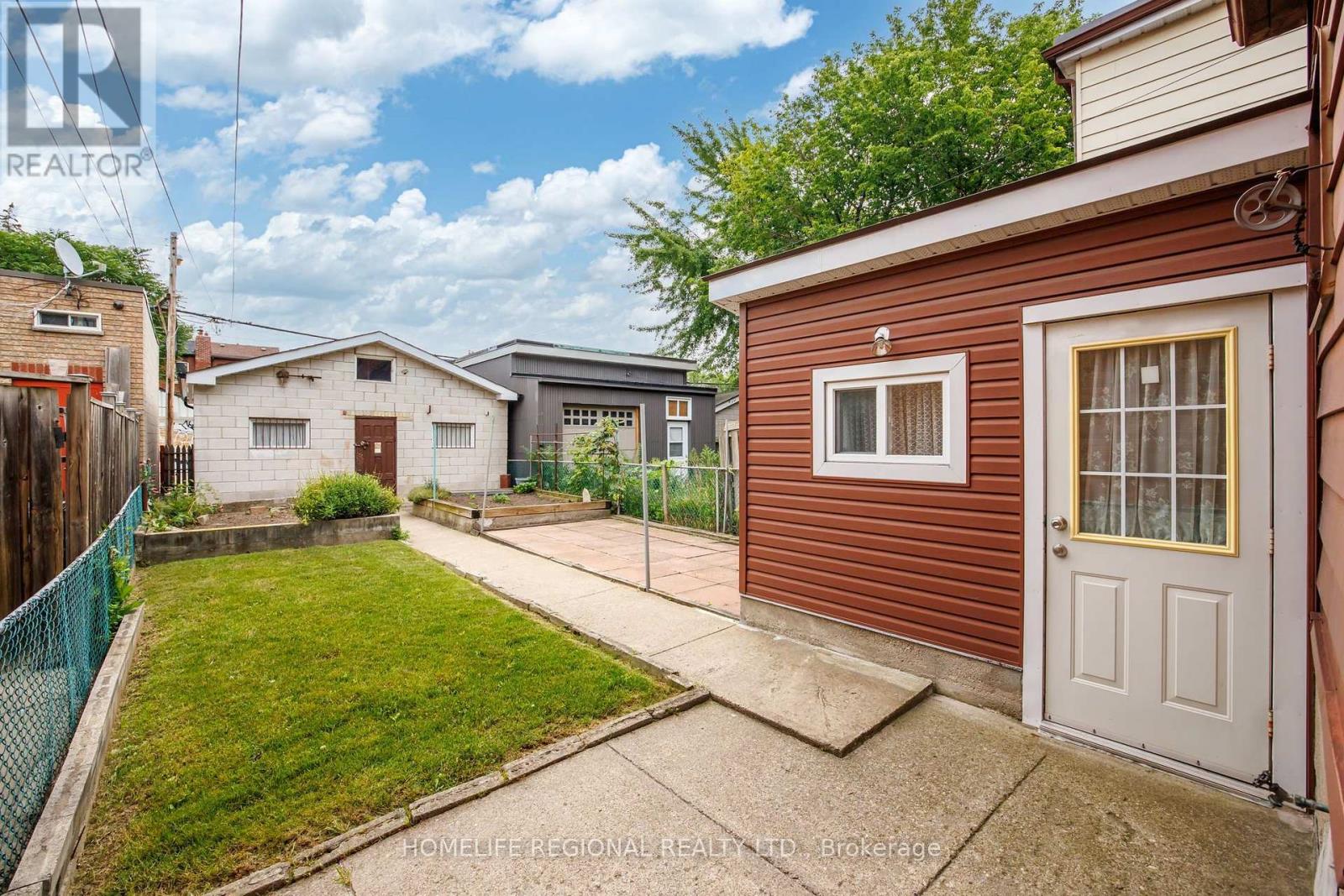 355 Delaware Avenue, Toronto, Ontario  M6H 2T7 - Photo 27 - W13666338