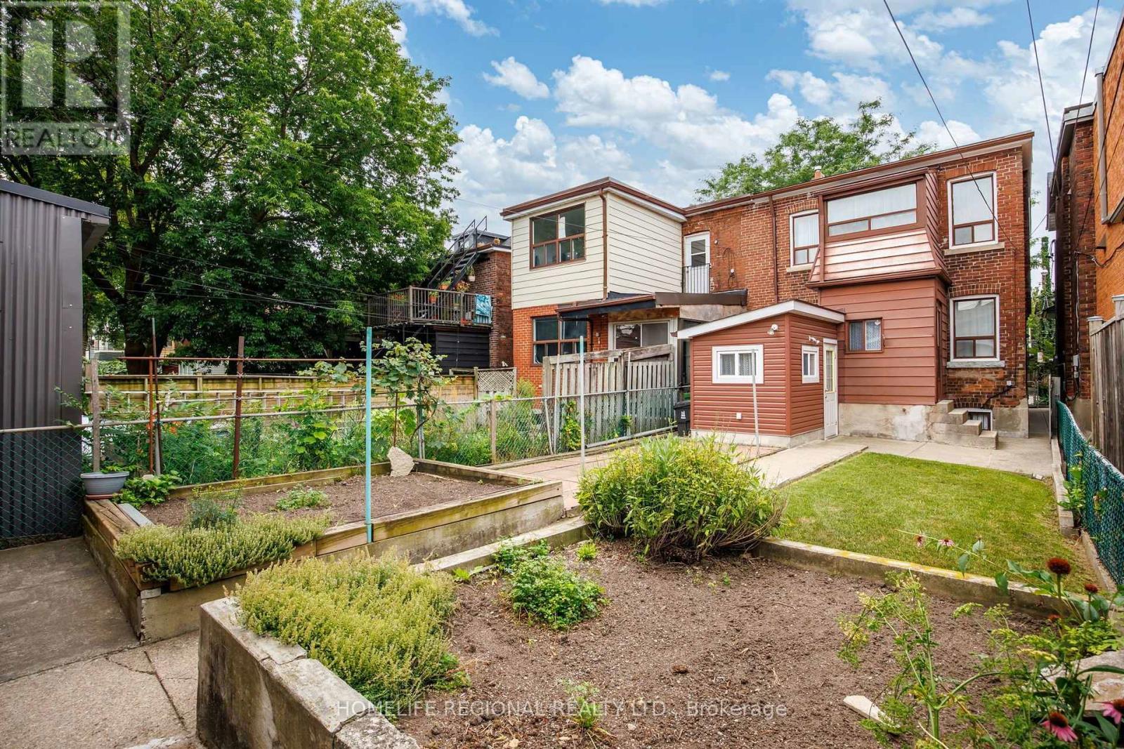 355 Delaware Avenue, Toronto, Ontario  M6H 2T7 - Photo 31 - W13666338