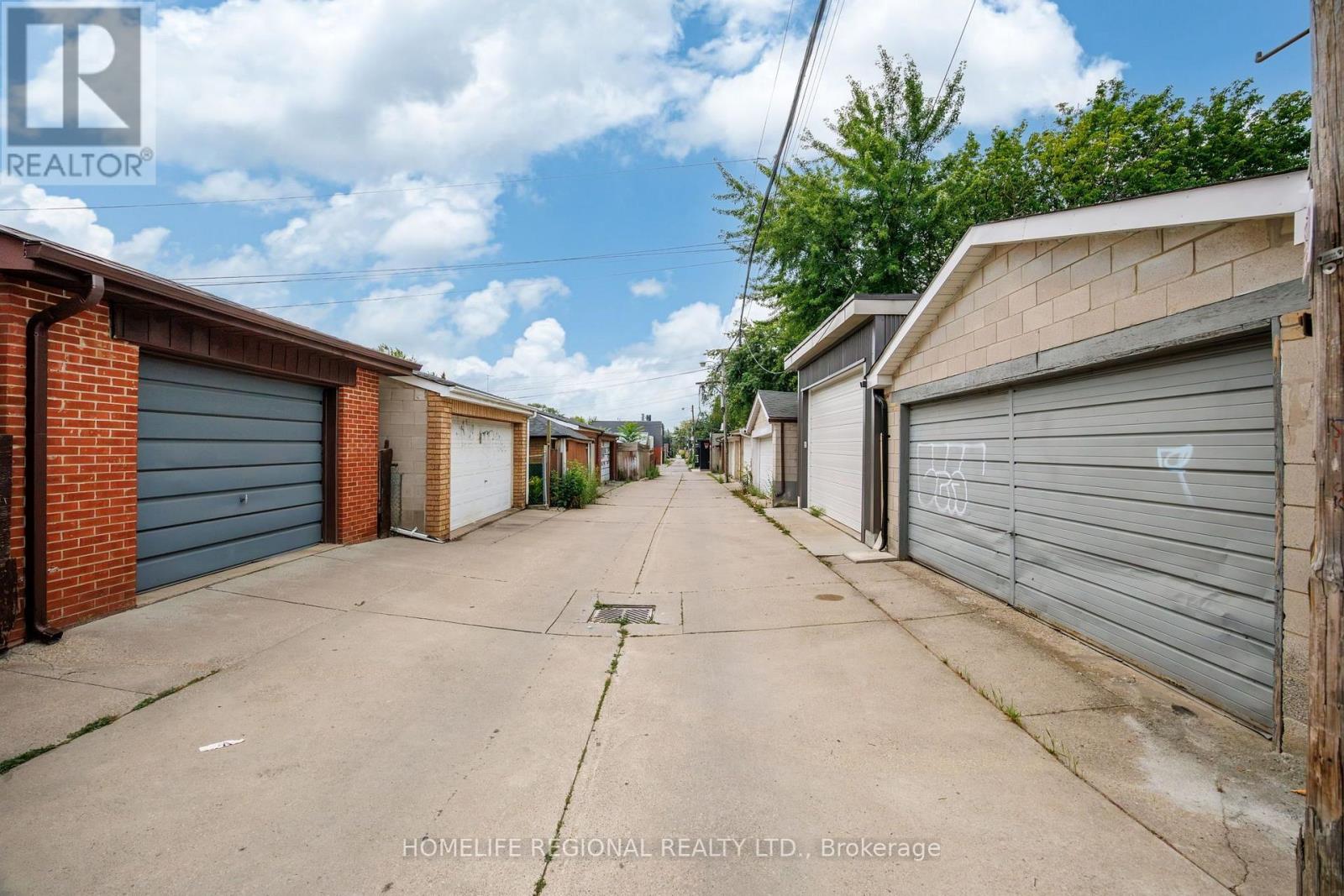 355 Delaware Avenue, Toronto, Ontario  M6H 2T7 - Photo 33 - W13666338