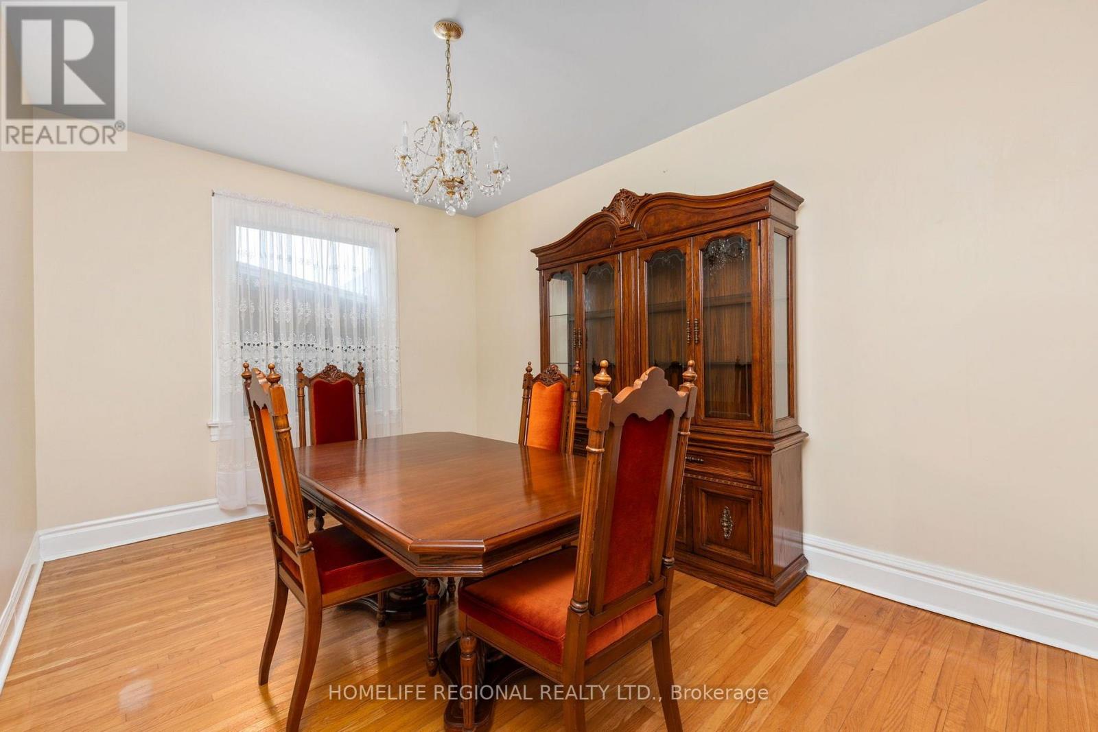 355 Delaware Avenue, Toronto, Ontario  M6H 2T7 - Photo 7 - W13666338