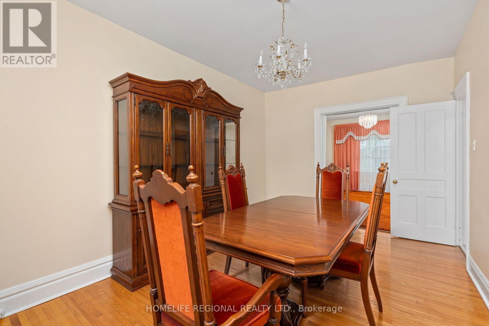 355 Delaware Avenue, Toronto, Ontario  M6H 2T7 - Photo 8 - W13666338