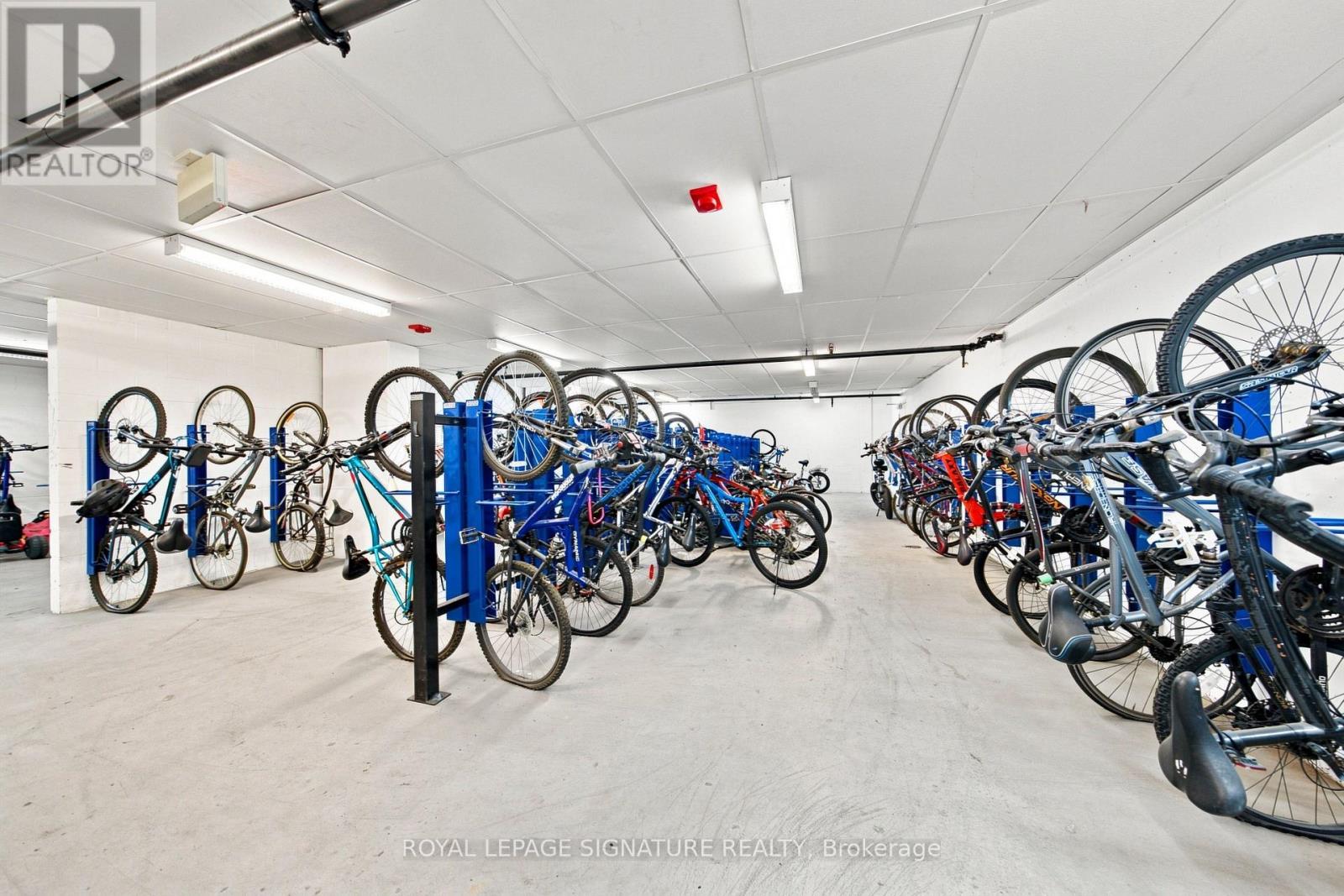417 - 80 Esther Lorrie Drive, Toronto, Ontario  M9W 0C6 - Photo 41 - W13666362