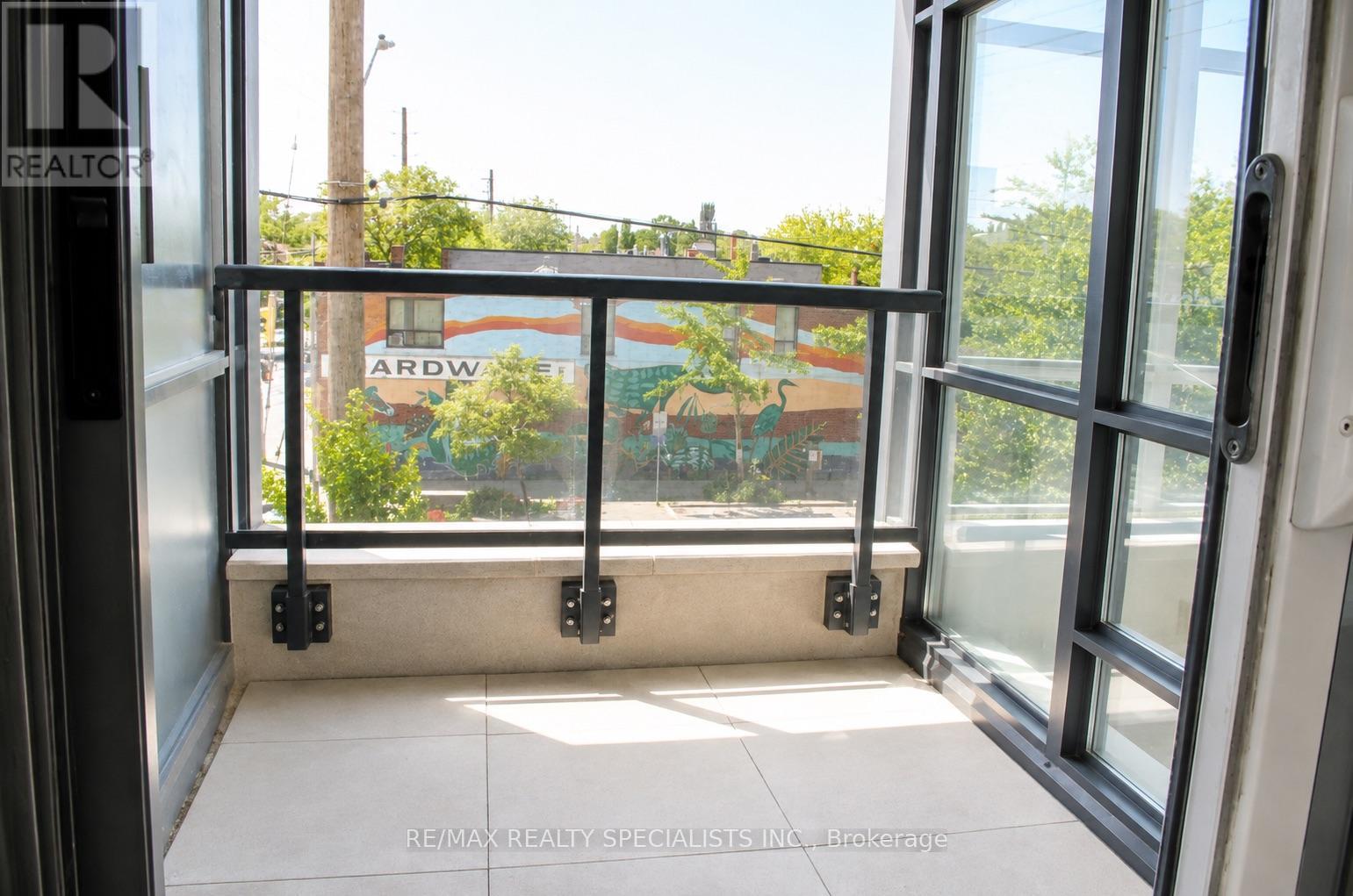 207 - 11 Superior Avenue, Toronto, Ontario  M8V 0A7 - Photo 5 - W13666384