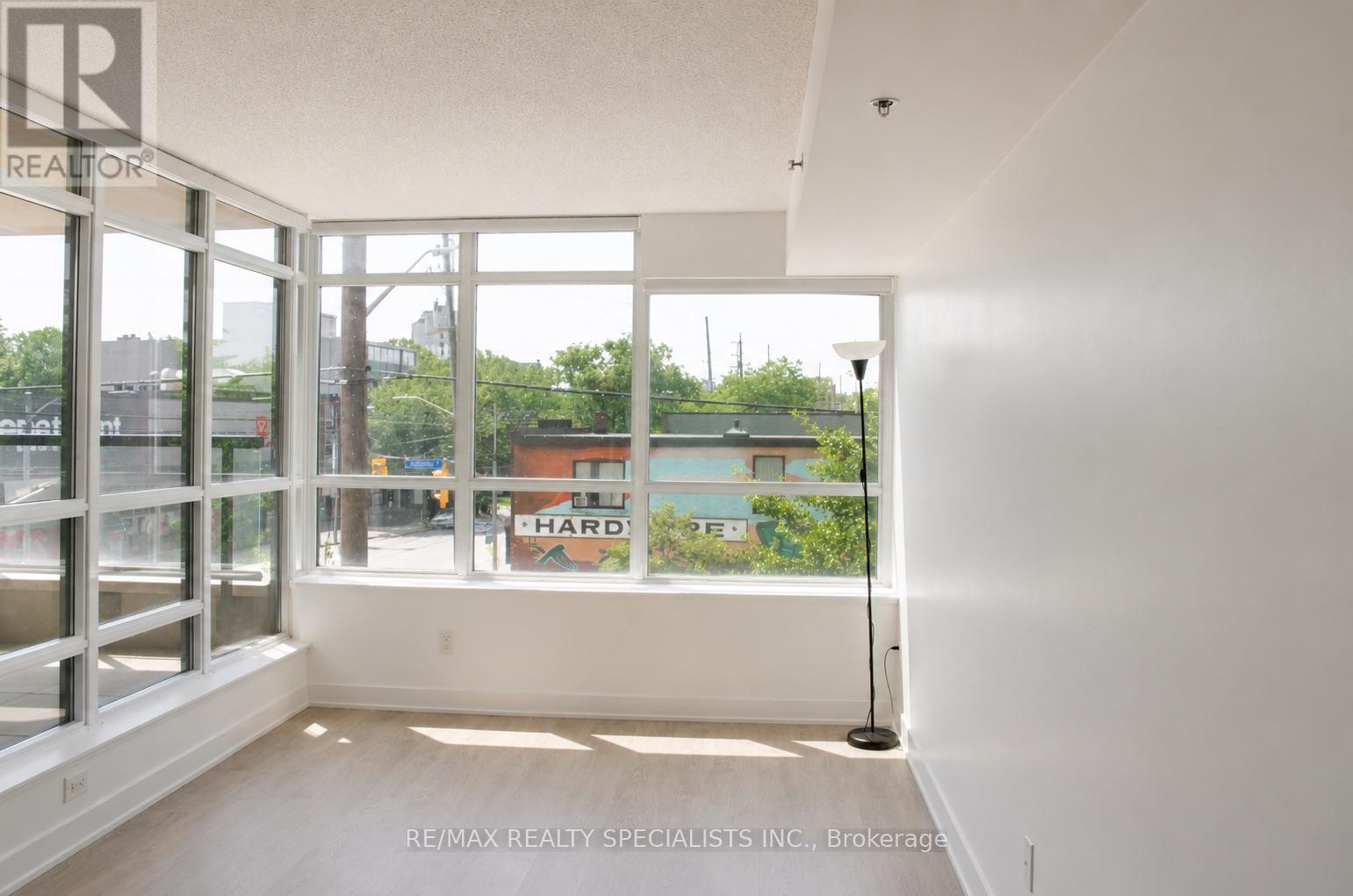 207 - 11 Superior Avenue, Toronto, Ontario  M8V 0A7 - Photo 7 - W13666384