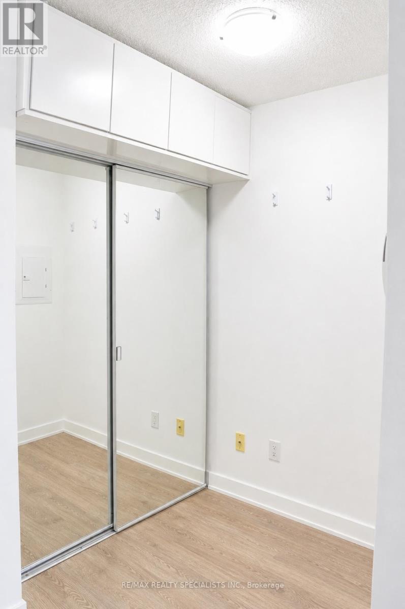 207 - 11 Superior Avenue, Toronto, Ontario  M8V 0A7 - Photo 8 - W13666384