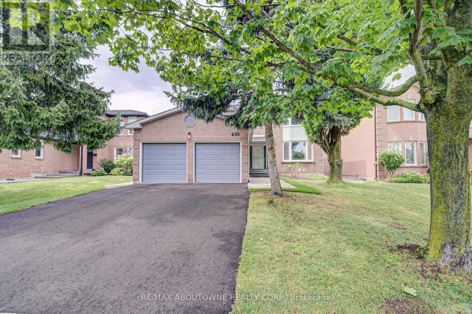 426 PARKLANE ROAD, Oakville, Ontario