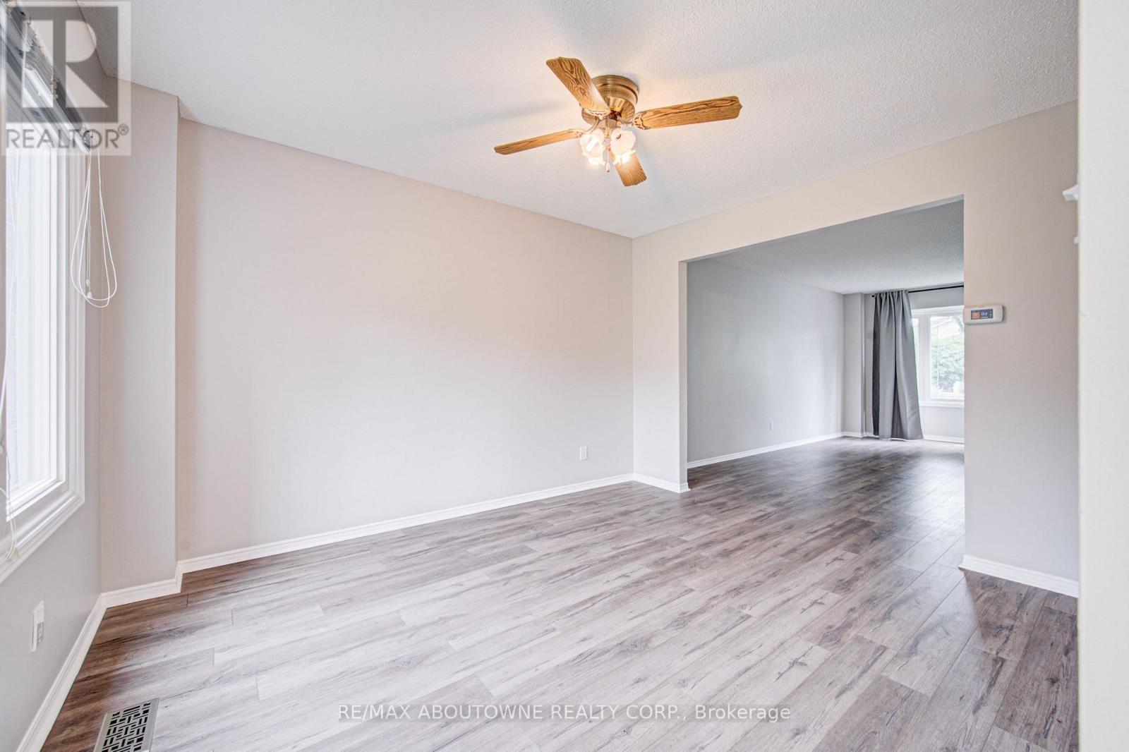 426 Parklane Road, Oakville, Ontario  L6H 4J5 - Photo 18 - W13666400
