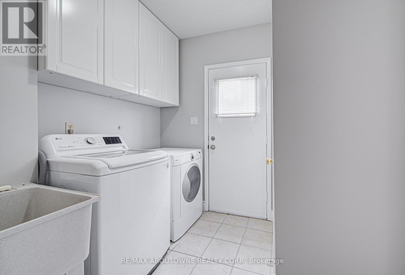 426 Parklane Road, Oakville, Ontario  L6H 4J5 - Photo 24 - W13666400