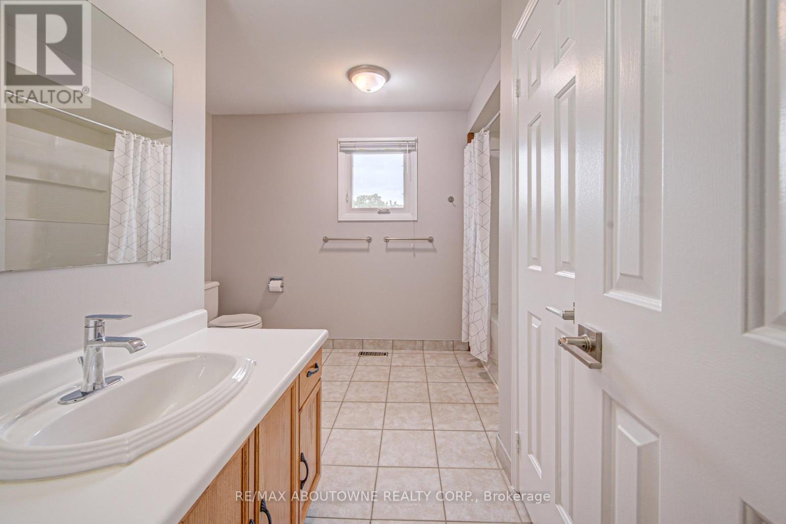 426 Parklane Road, Oakville, Ontario  L6H 4J5 - Photo 25 - W13666400