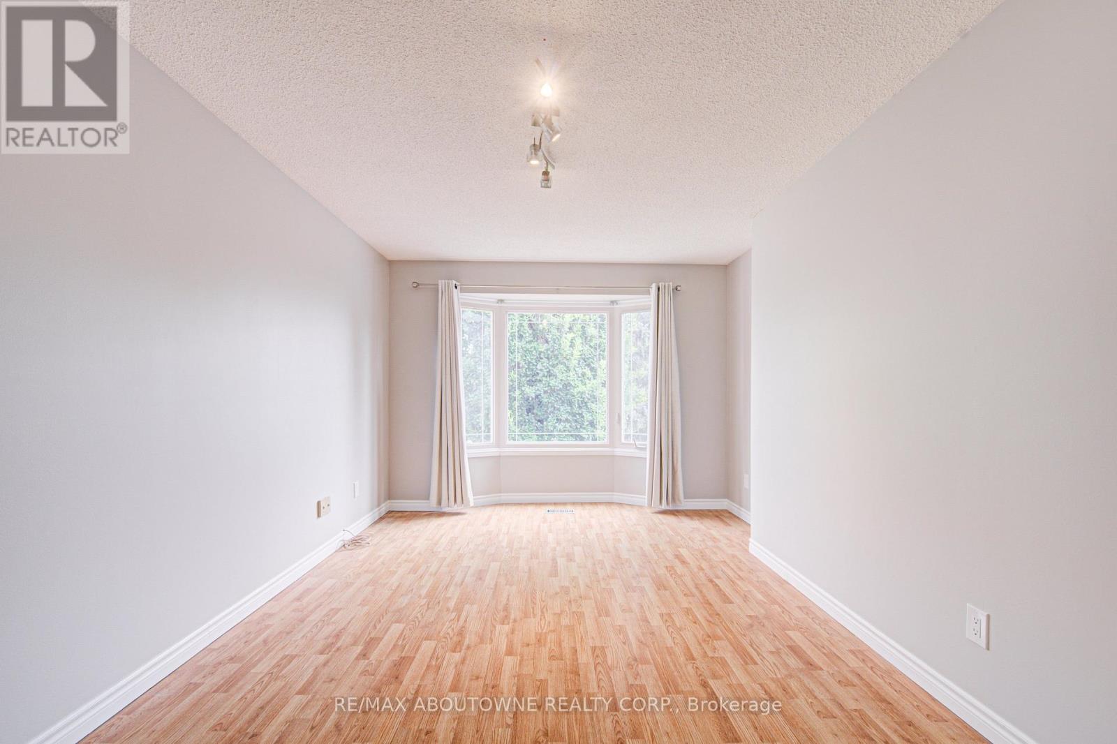 426 Parklane Road, Oakville, Ontario  L6H 4J5 - Photo 35 - W13666400