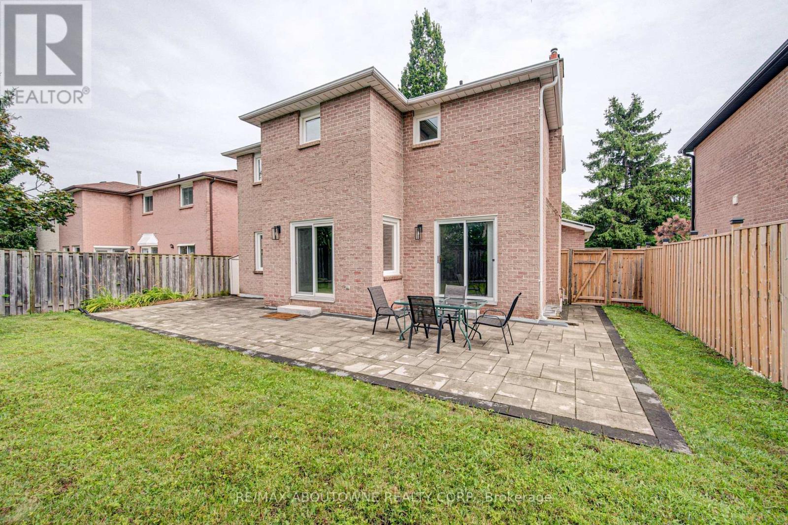 426 Parklane Road, Oakville, Ontario  L6H 4J5 - Photo 47 - W13666400