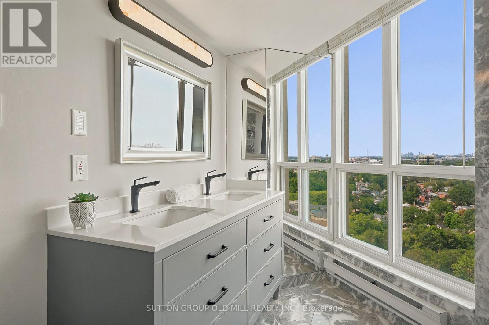 1908 - 2285 Lake Shore Boulevard W, Toronto, Ontario  M8V 3X9 - Photo 31 - W13666412