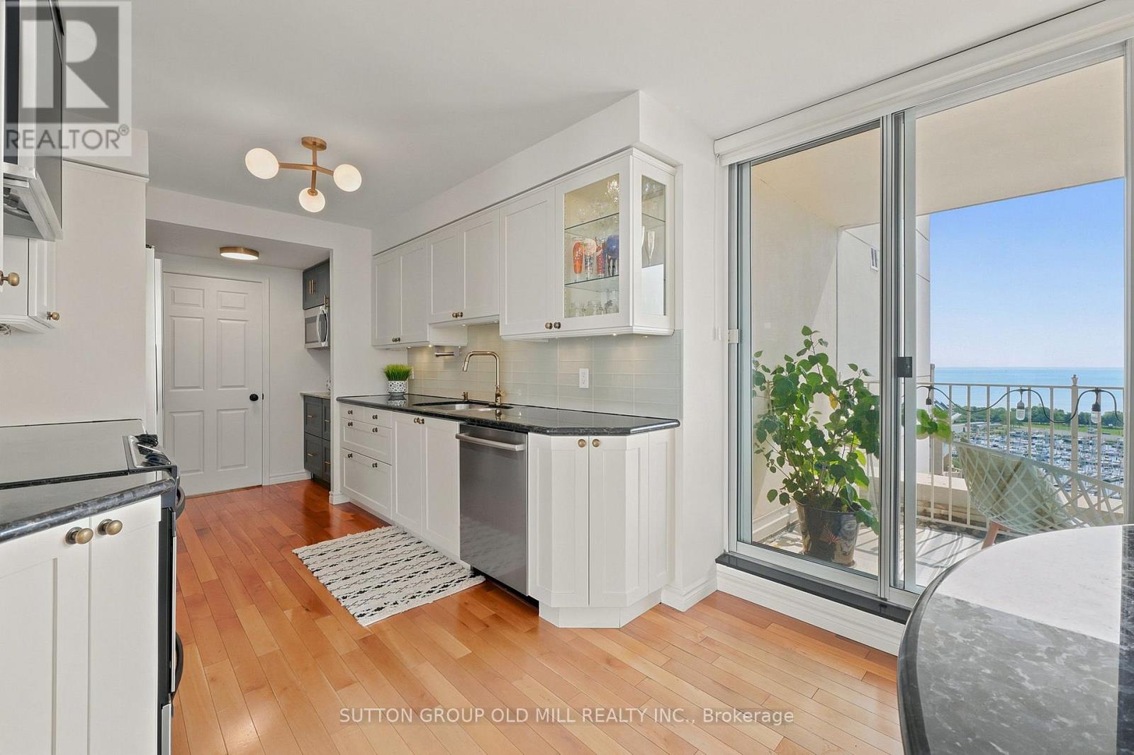 1908 - 2285 Lake Shore Boulevard W, Toronto, Ontario  M8V 3X9 - Photo 8 - W13666412