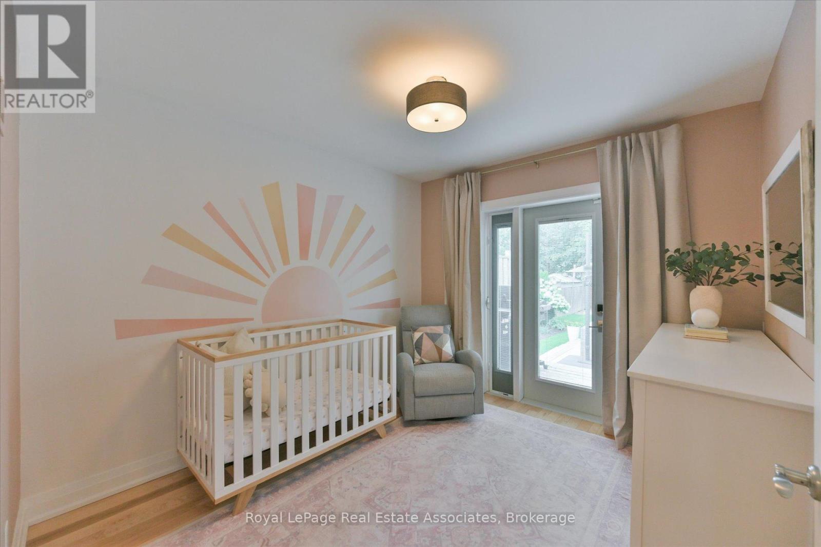41 Ashbourne Drive, Toronto, Ontario  M9B 4H3 - Photo 21 - W13666496