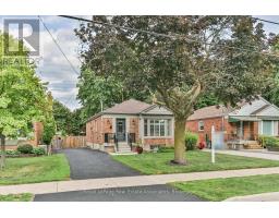 41 ASHBOURNE DRIVE, Toronto, Ontario