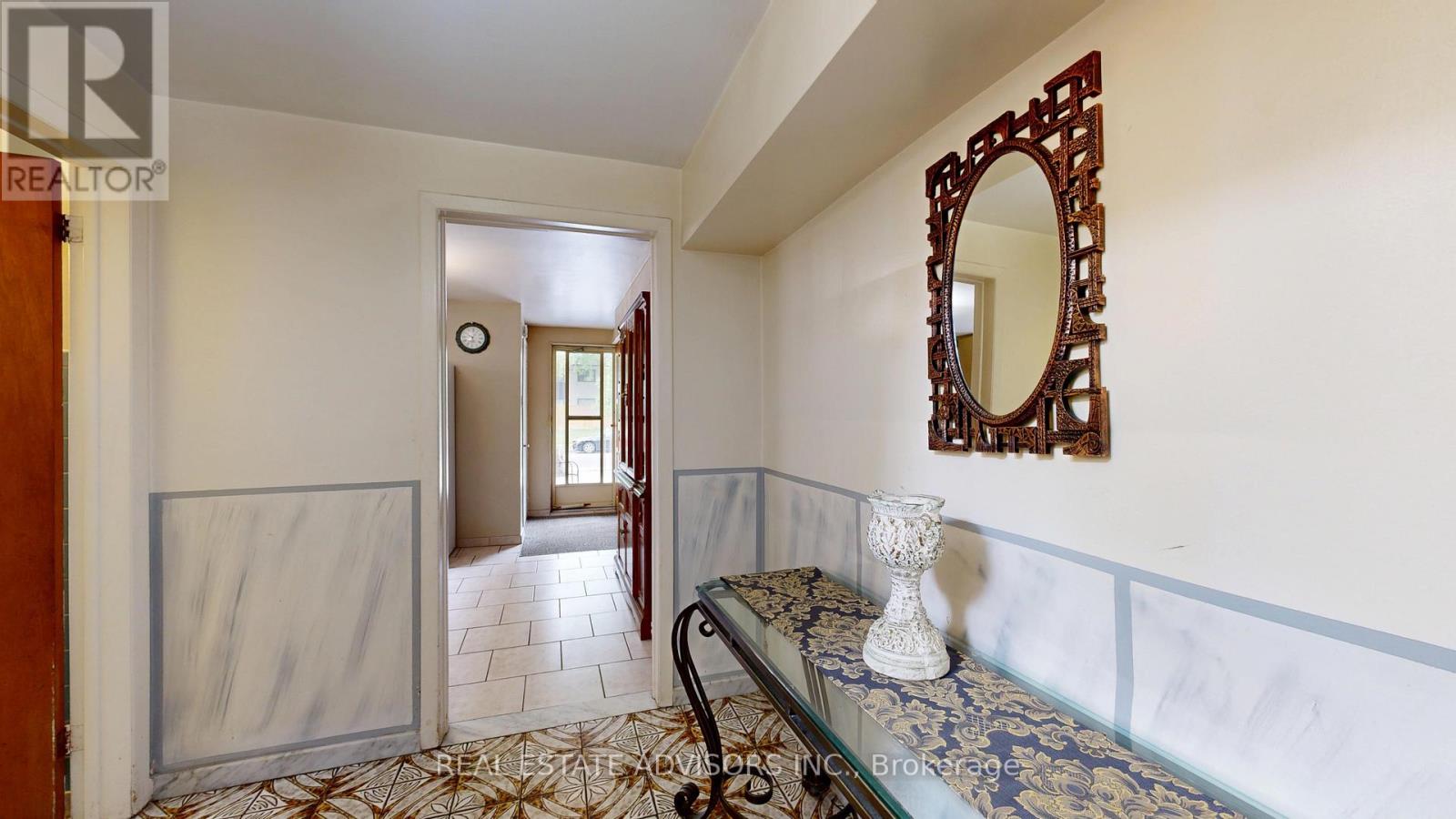 57 Hucknall Road, Toronto, Ontario  M3J 1W1 - Photo 11 - W13666516