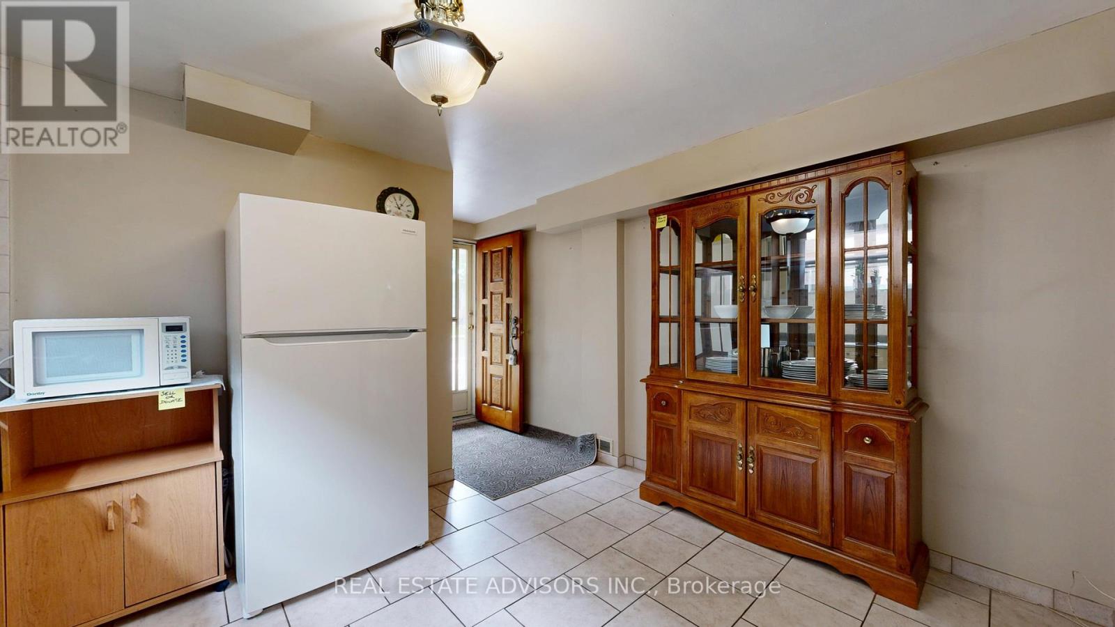 57 Hucknall Road, Toronto, Ontario  M3J 1W1 - Photo 17 - W13666516