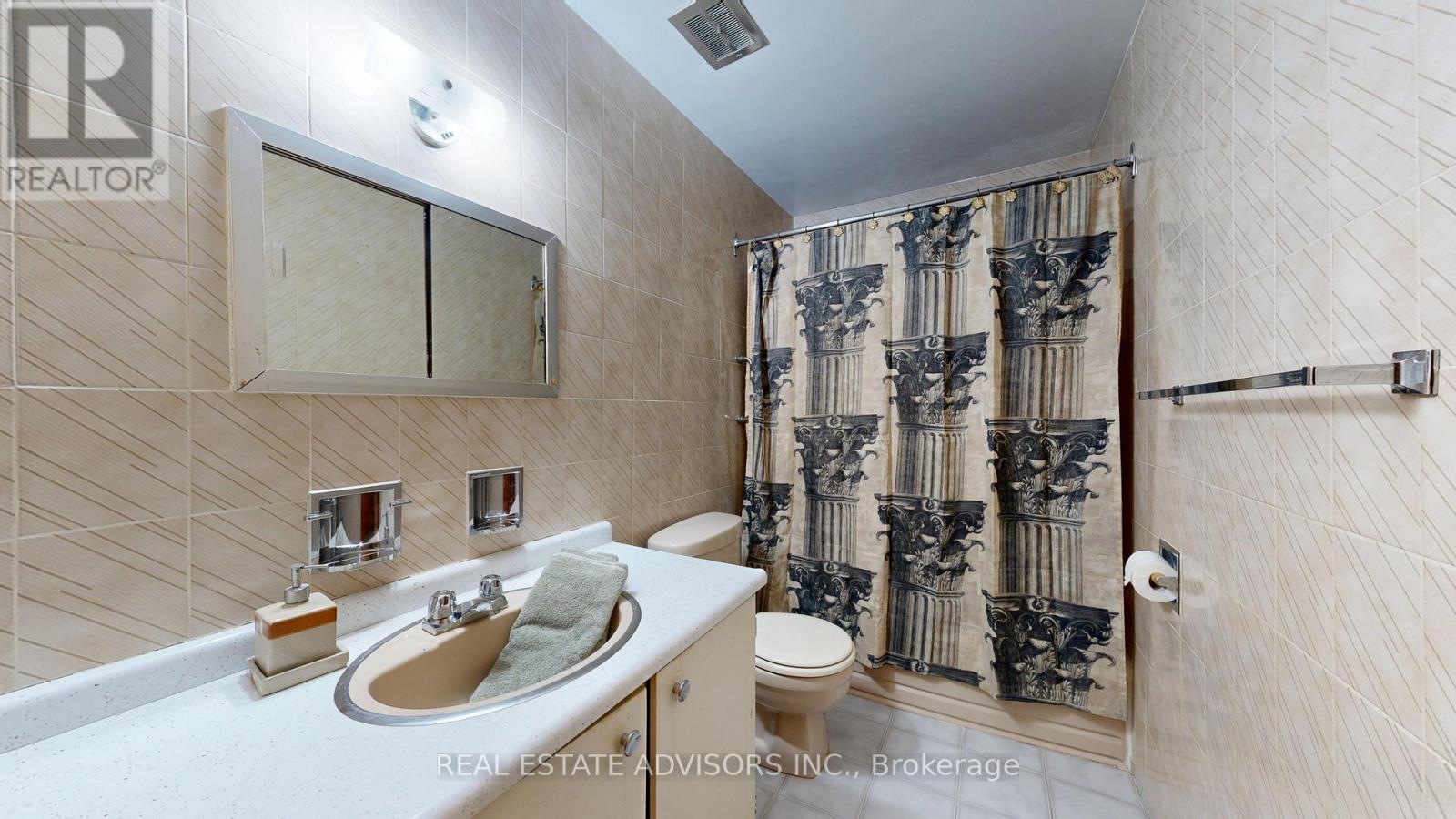 57 Hucknall Road, Toronto, Ontario  M3J 1W1 - Photo 30 - W13666516