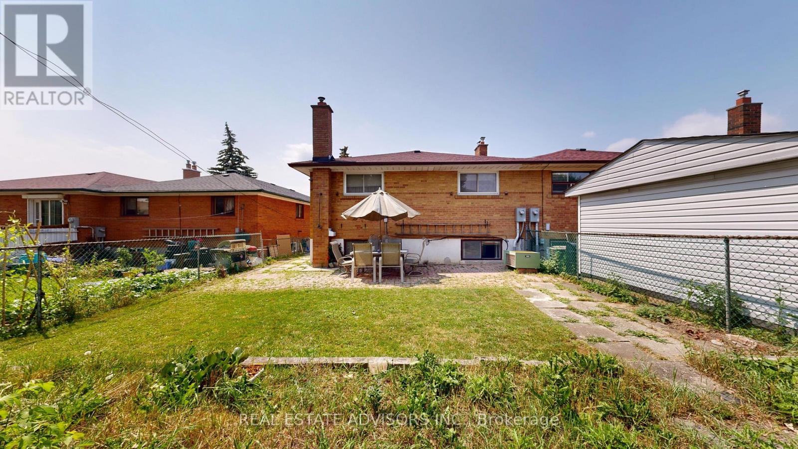57 Hucknall Road, Toronto, Ontario  M3J 1W1 - Photo 35 - W13666516
