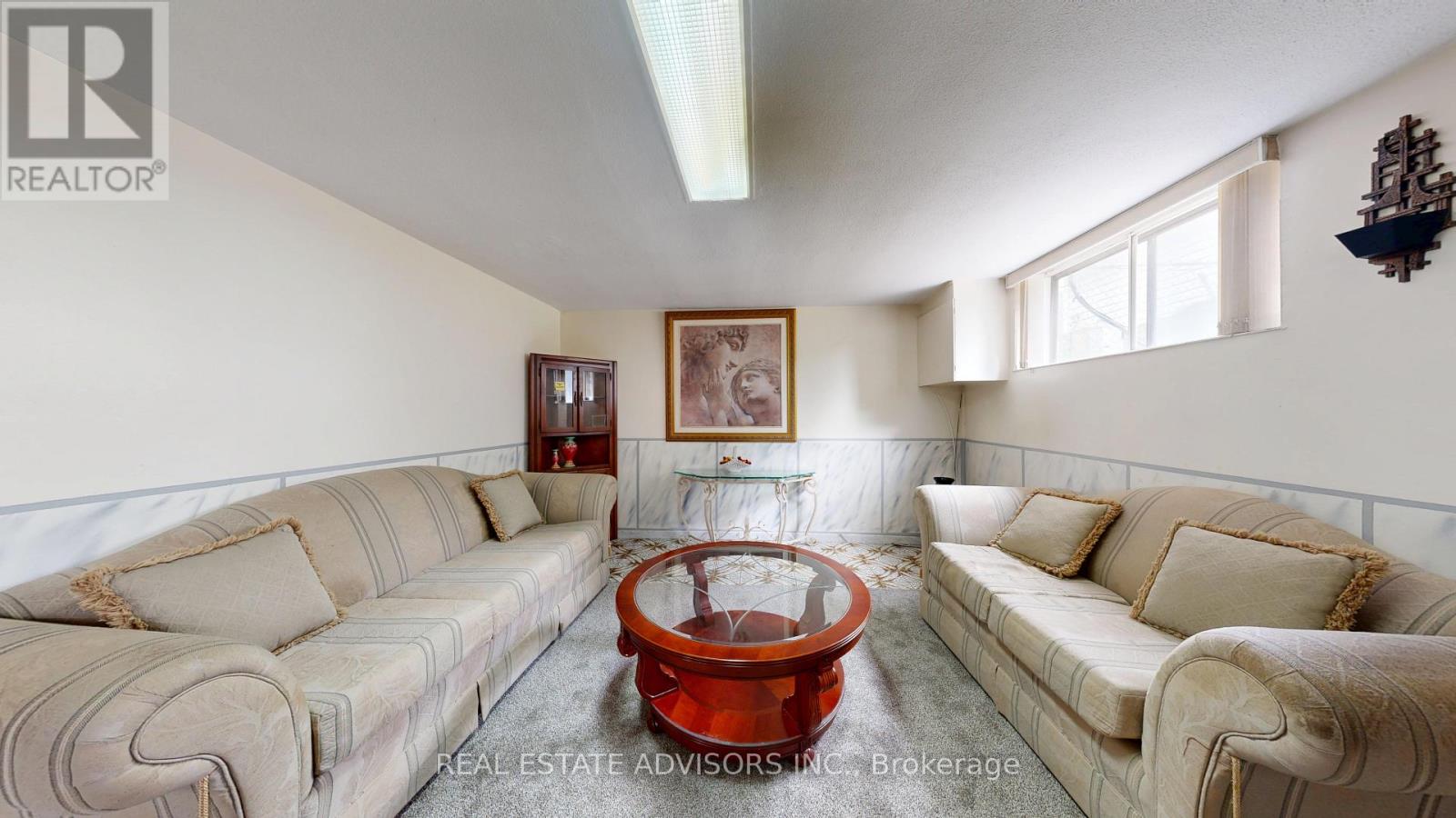 57 Hucknall Road, Toronto, Ontario  M3J 1W1 - Photo 8 - W13666516