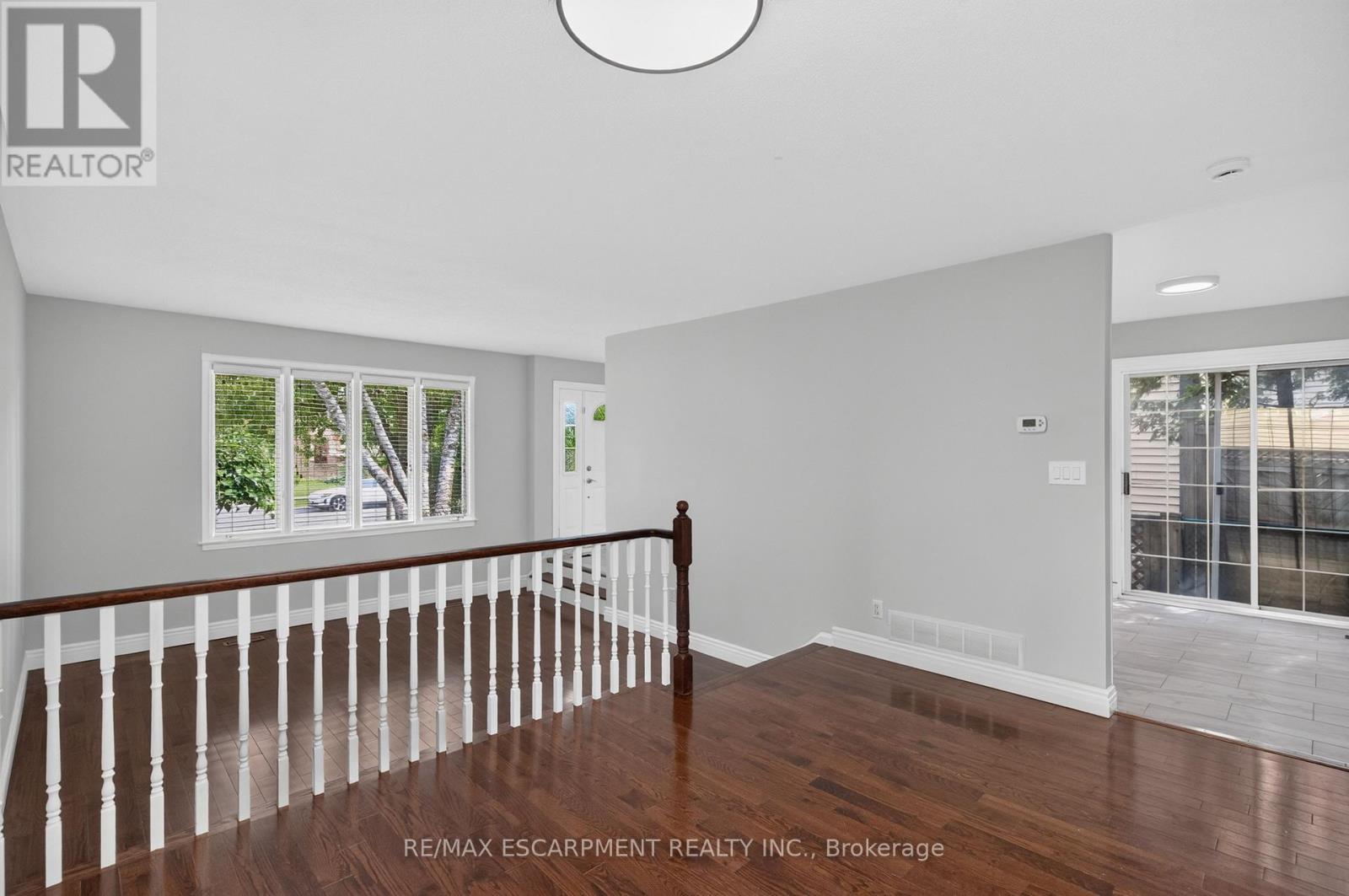 3401 Rockwood Drive, Burlington, Ontario  L7N 3H6 - Photo 11 - W13666558