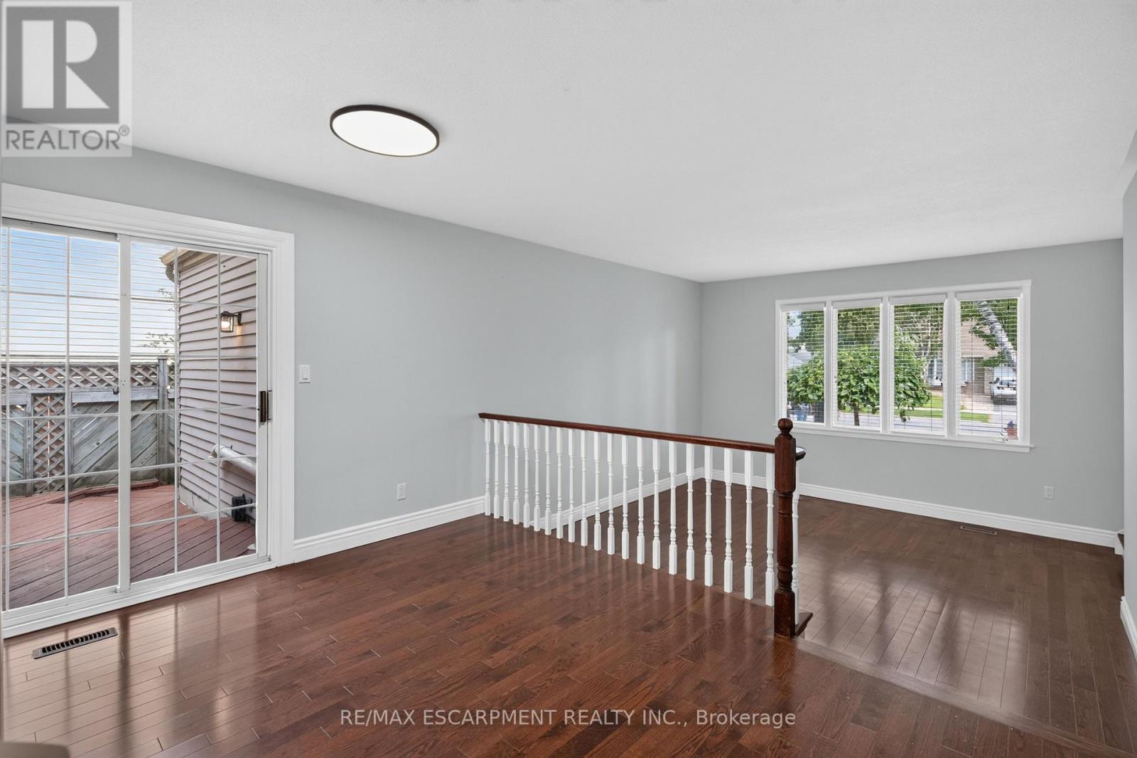 3401 Rockwood Drive, Burlington, Ontario  L7N 3H6 - Photo 12 - W13666558