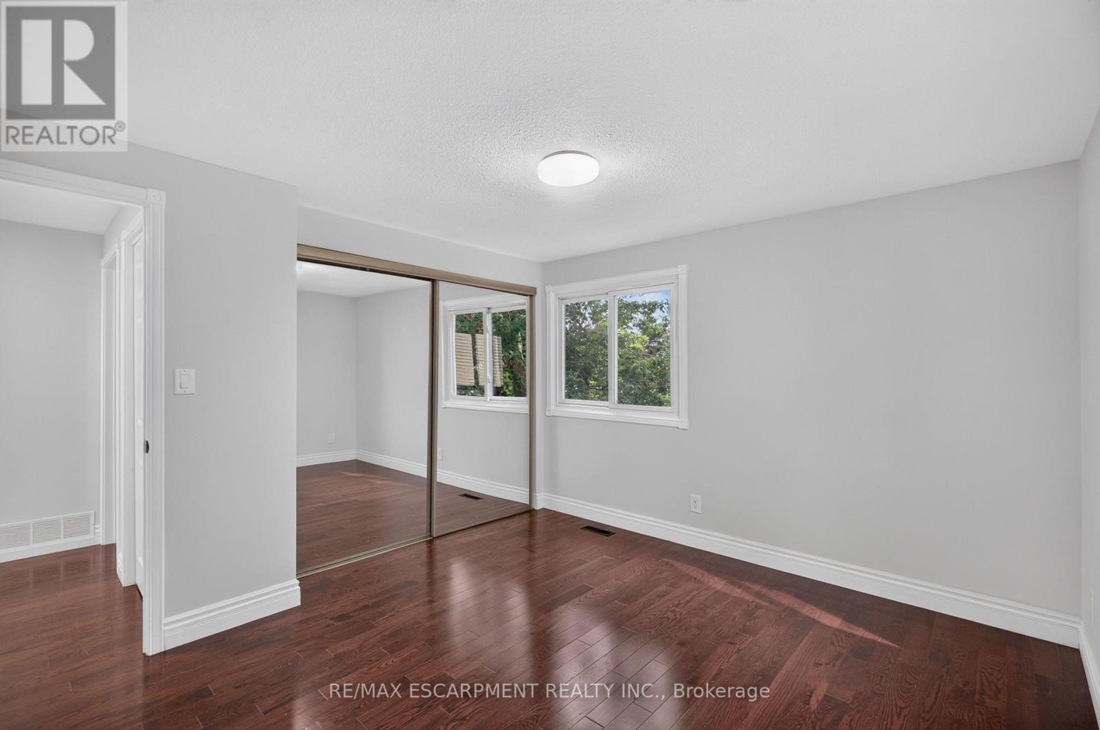 3401 Rockwood Drive, Burlington, Ontario  L7N 3H6 - Photo 17 - W13666558