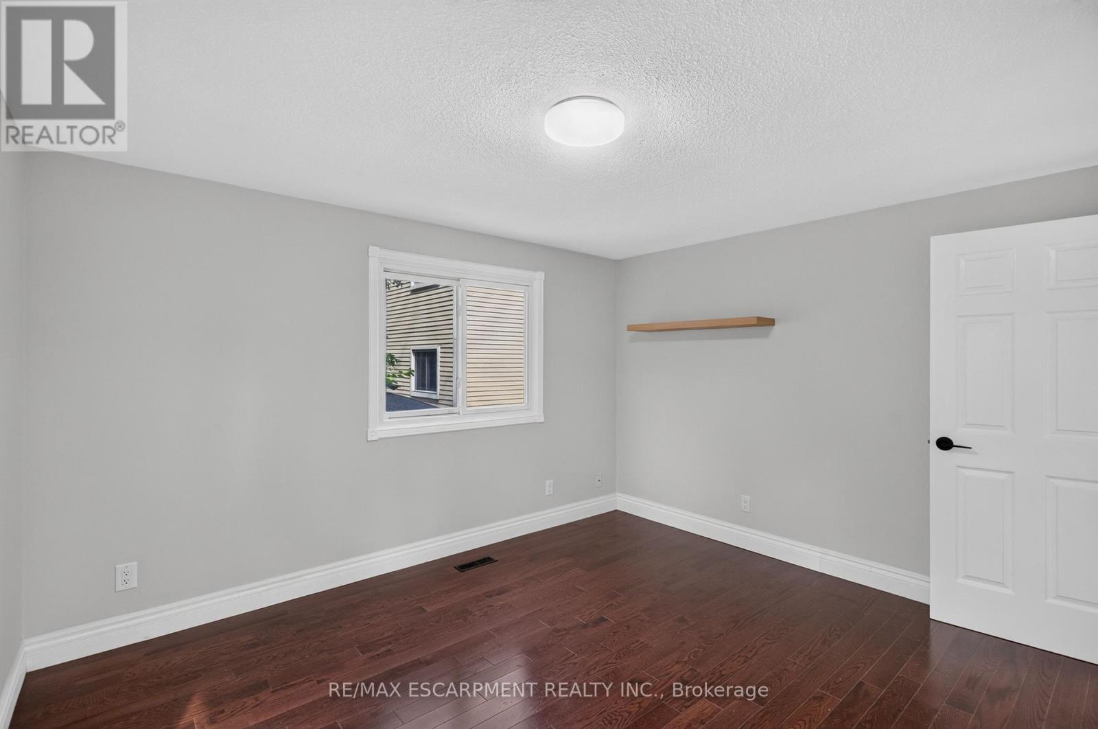 3401 Rockwood Drive, Burlington, Ontario  L7N 3H6 - Photo 19 - W13666558