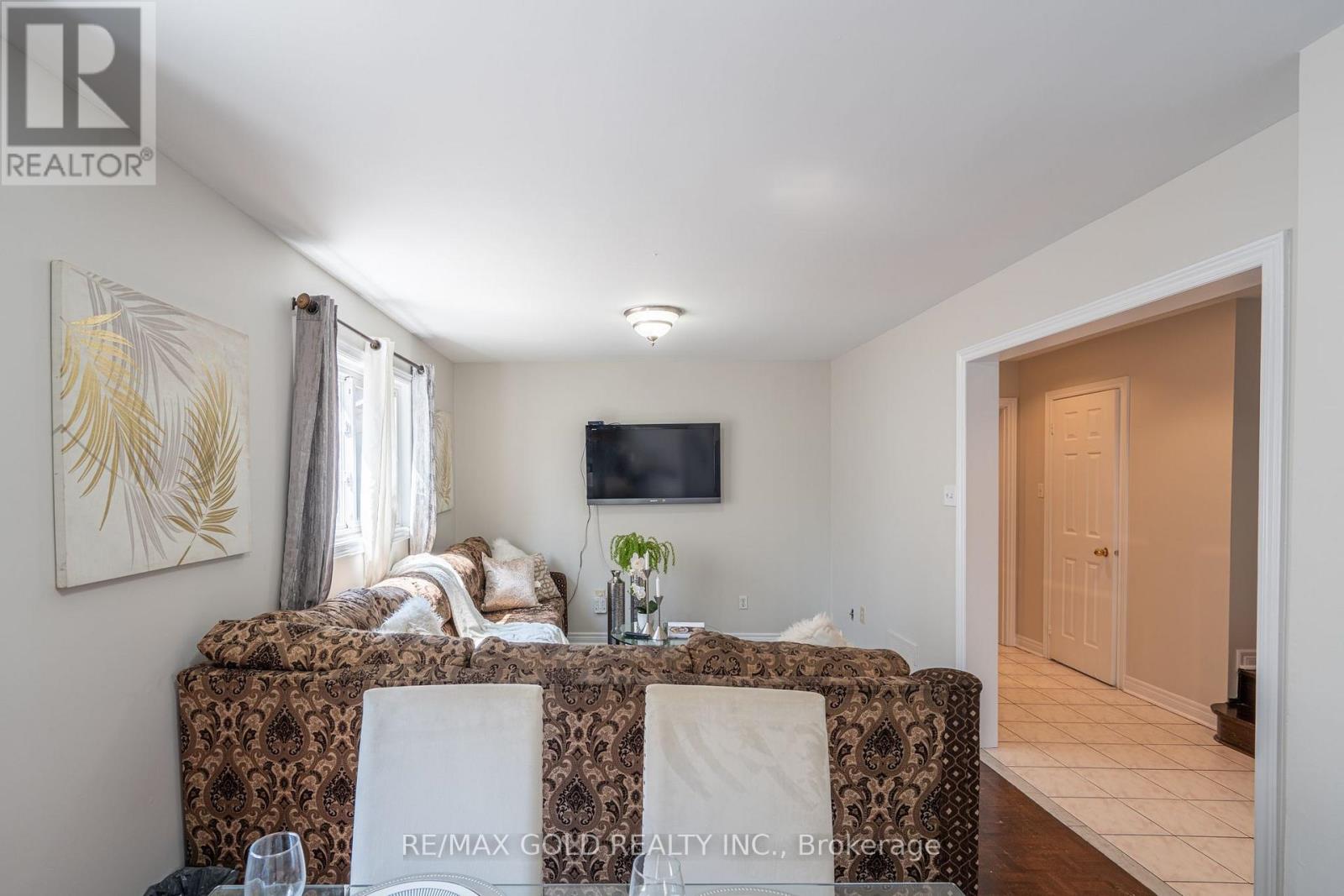 121 Bighorn Crescent, Brampton, Ontario L6R 1G2 - Photo 11 - W13666566