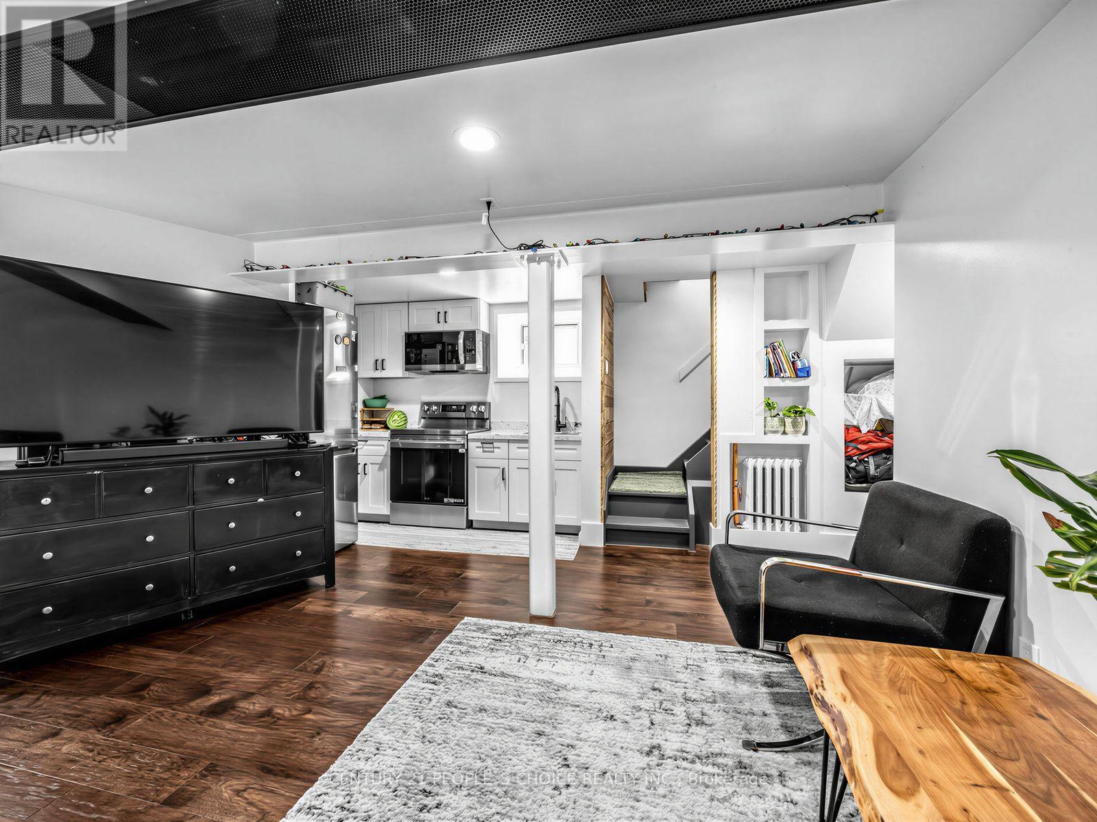 52 Seventeenth Street, Toronto, Ontario M8V 3K2 - Photo 16 - W13666610