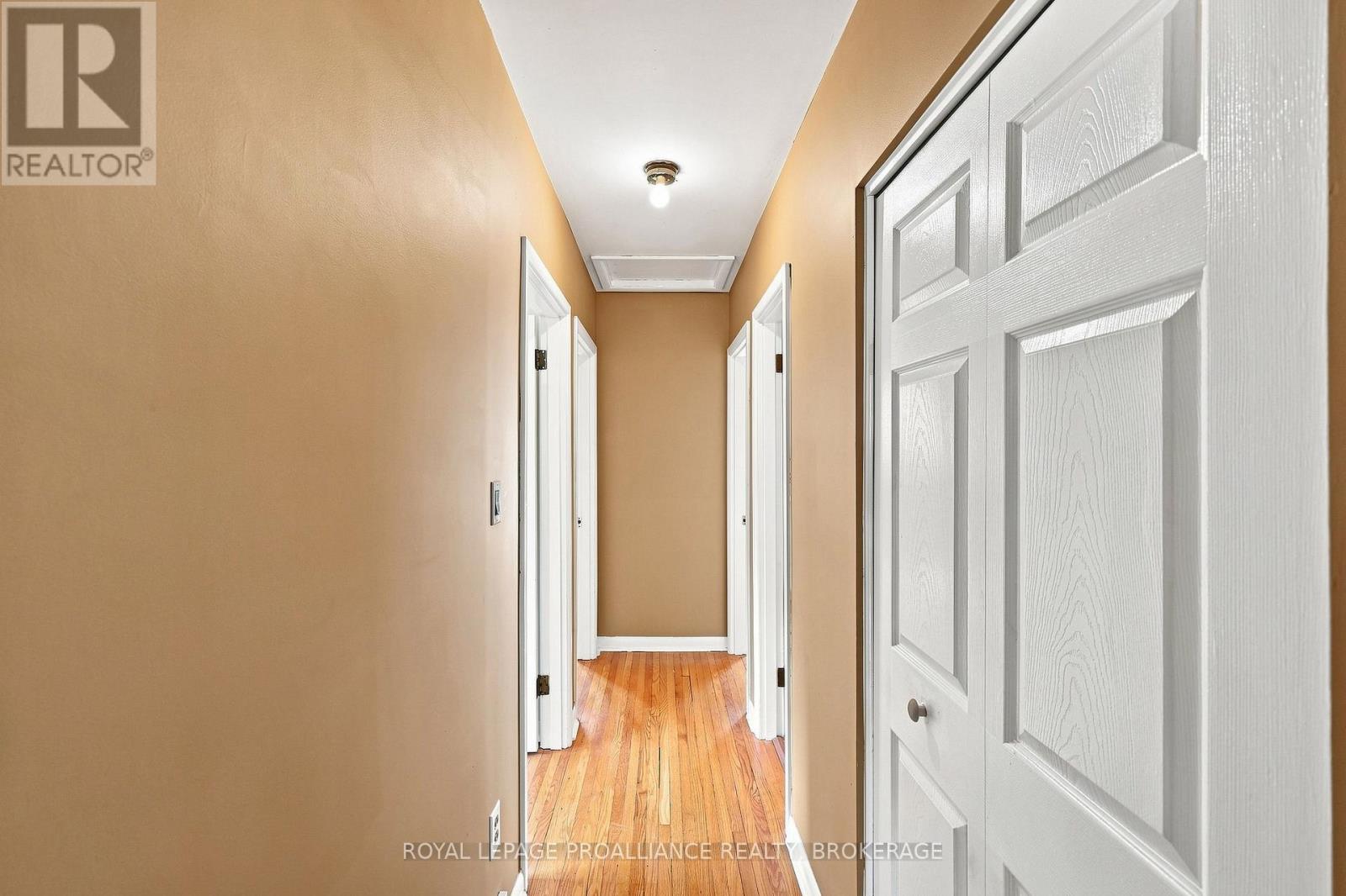 30 Mulcaster Street, Kingston, Ontario  K7M 2V5 - Photo 24 - X13661076