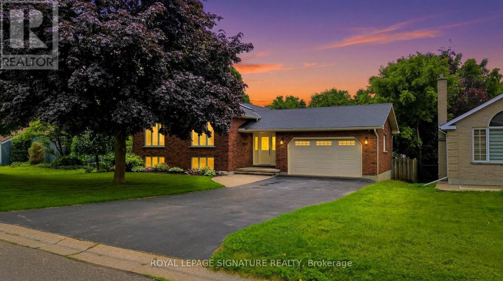 30 Andrew Street, Brant, Ontario N0E 1N0 - Photo 1 - X13666278