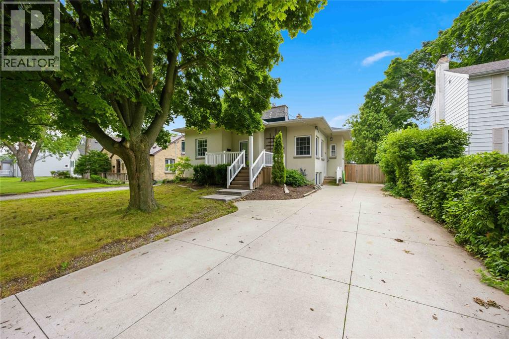 751 Ross Avenue, Sarnia, Ontario N7T 1K4 - Photo 13 - 26019355