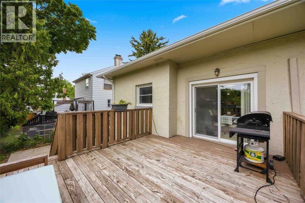 751 Ross Avenue, Sarnia, Ontario N7T 1K4 - Photo 5 - 26019355
