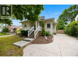 751 ROSS AVENUE, Sarnia, Ontario