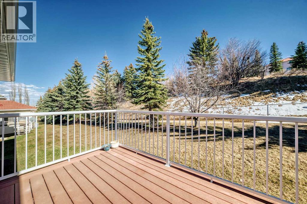 92 Hamptons Drive NW, Calgary, Alberta  T3A 5P7 - Photo 17 - A2304876